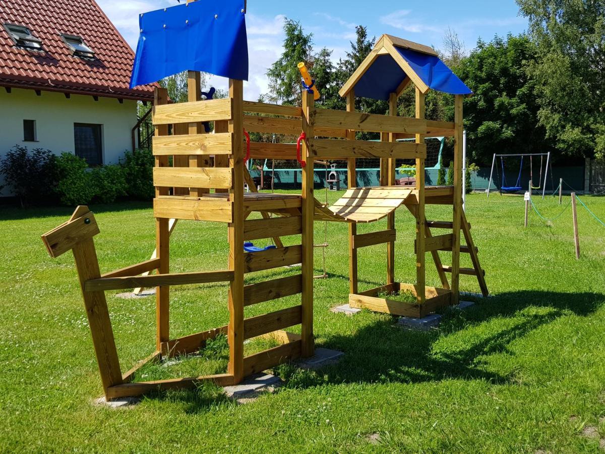 Domki Morskie Opowiesci Mikoszewo Exterior foto