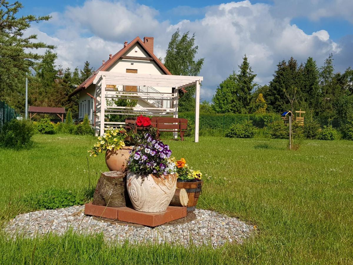 Domki Morskie Opowiesci Mikoszewo Exterior foto