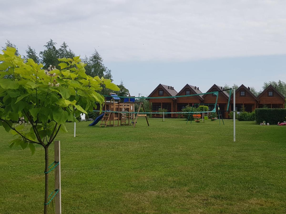 Domki Morskie Opowiesci Mikoszewo Exterior foto